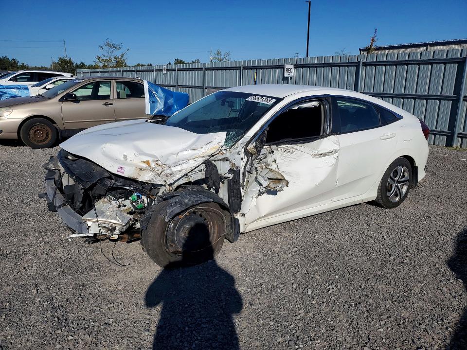 HONDA CIVIC 2017 с VIN 2HGFC2F55HH015456 - Снимка от търг