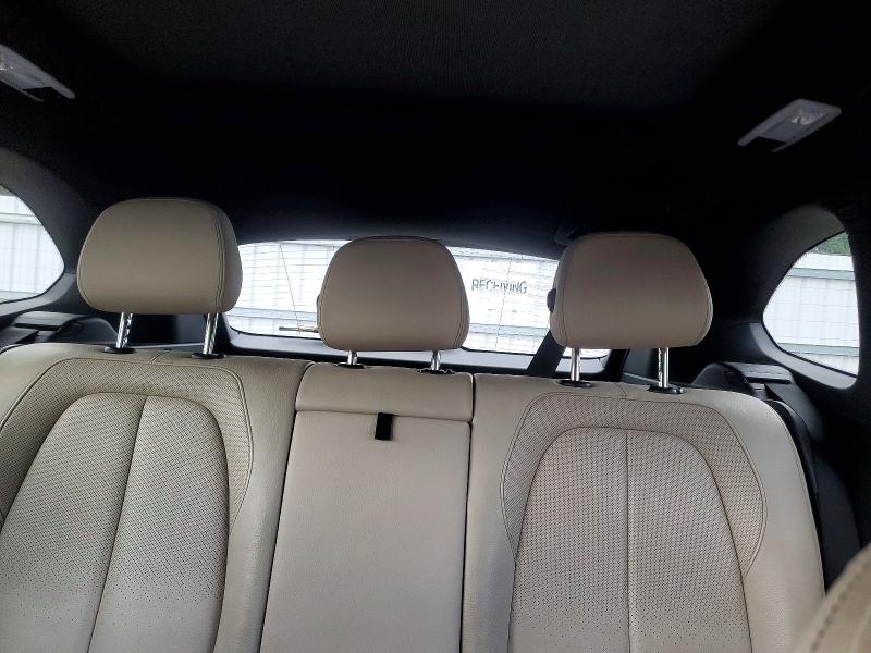 Photo 10 from auction – 2016 BMW X1 with VIN WBXHT3Z32G4A48410