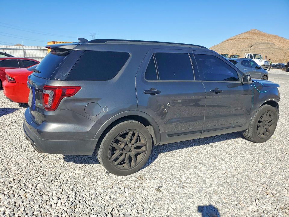 Фото 3 с аукциона – 2017 FORD EXPLORER с VIN 1FM5K8GT7HGC77936