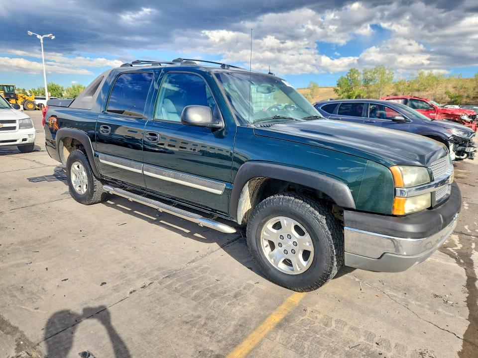 Foto 4 de la subasta – 2004 CHEVROLET AVALANCHE con VIN 3GNEK12T84G240953