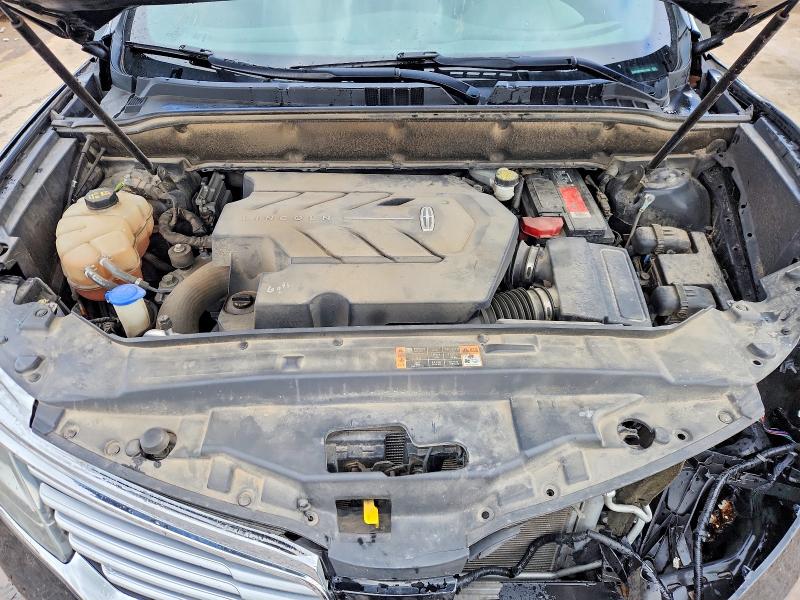Photo 11 from auction – 2017 LINCOLN MKX with VIN 2LMPJ8KP9HBL12462