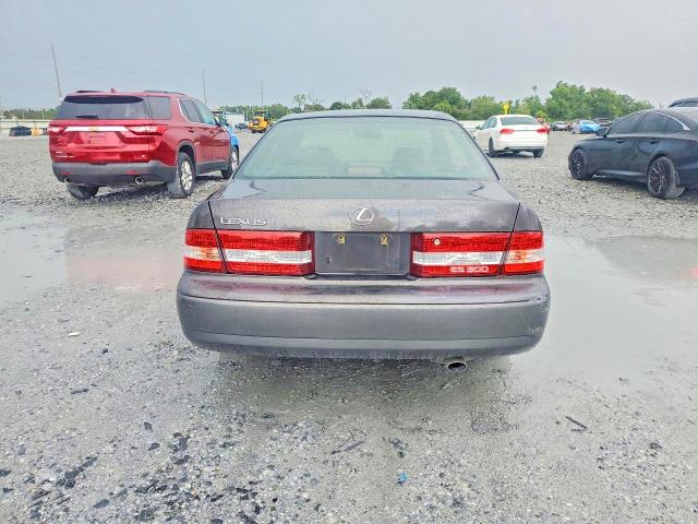 Foto 6 de la subasta – 2000 LEXUS ES con VIN JT8BF28G2Y5098188
