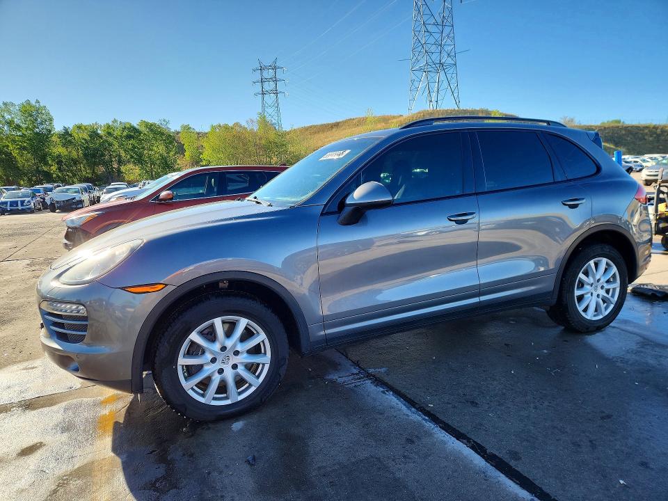 PORSCHE CAYENNE 2012 with VIN WP1AA2A25CLA12644 - Photo from auction
