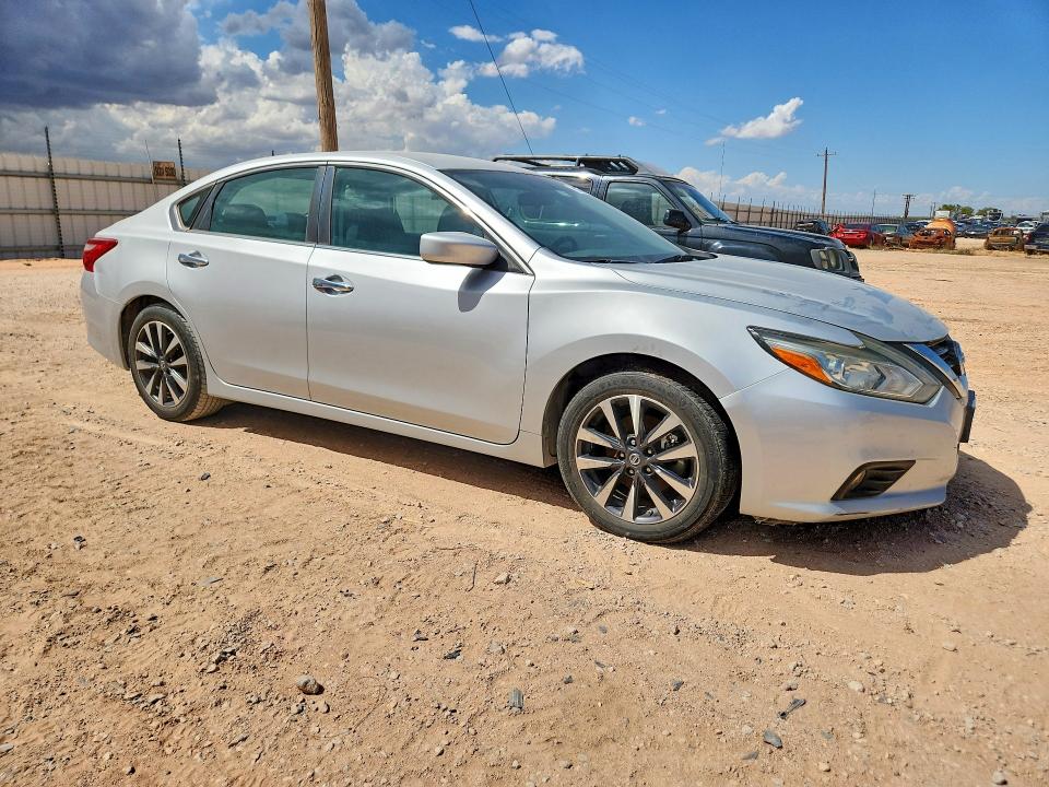 Zdjęcie 4 z aukcji – 2016 NISSAN ALTIMA z VIN 1N4AL3AP0GC216275
