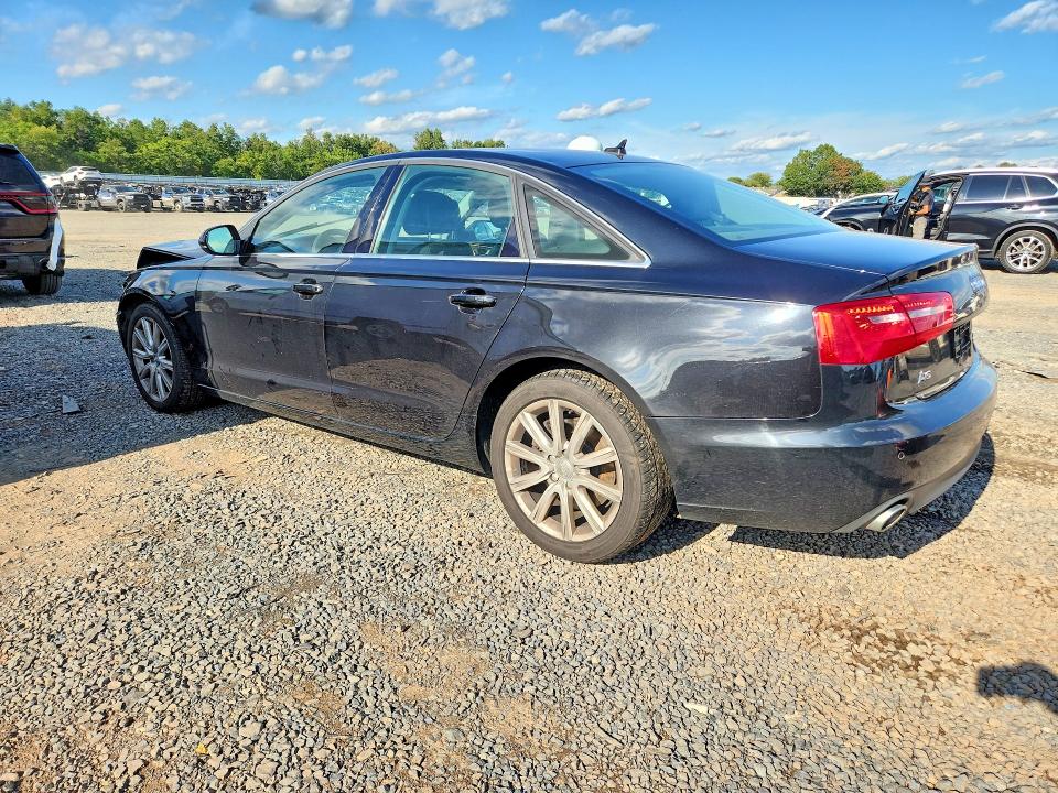 Foto 2 de la subasta – 2014 AUDI A6 con VIN WAUFMBFC6EN049657
