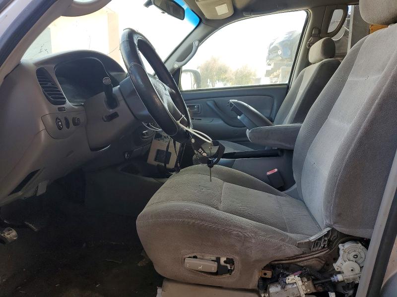 Photo 7 from auction – 2002 TOYOTA SEQUOIA with VIN 5TDBT44A32S089203