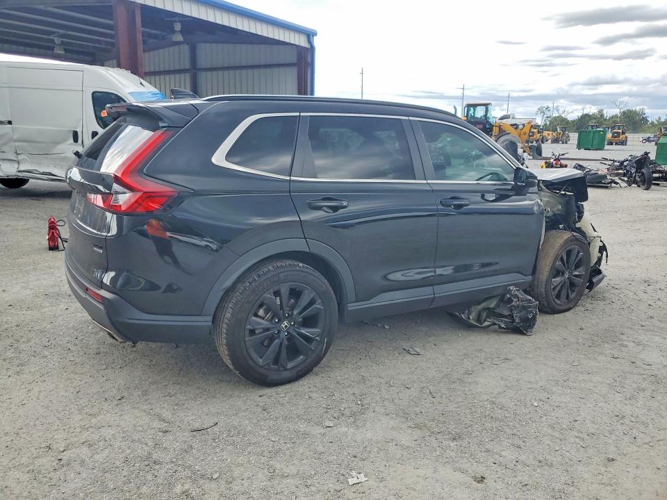 Снимка 3 от търг – 2023 HONDA CR-V с VIN 7FARS6H9XPE006413
