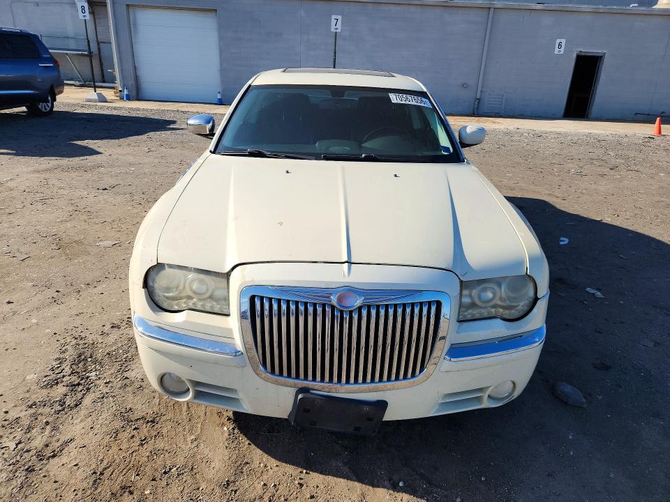 Foto 5 de la subasta – 2009 CHRYSLER 300 con VIN 2C3KA53V49H528180