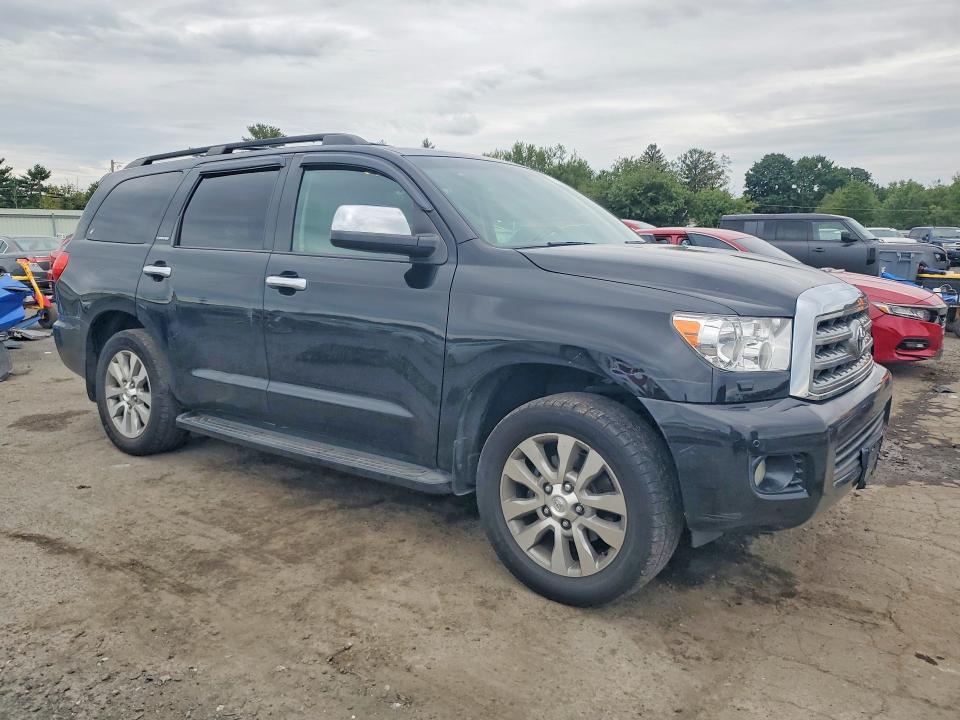 Снимка 4 от търг – 2011 TOYOTA SEQUOIA с VIN 5TDJY5G13BS044101