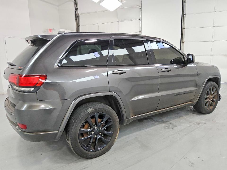 Снимка 3 от търг – 2019 JEEP GRAND CHEROKEE с VIN 1C4RJFAG6KC526959
