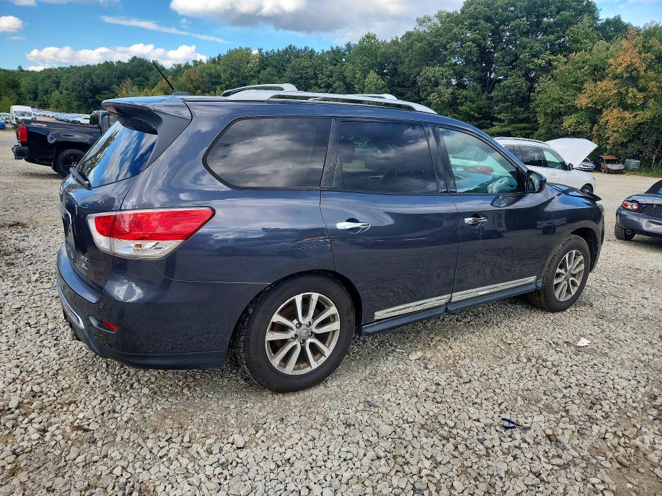 Photo 3 from auction – 2013 NISSAN PATHFINDER with VIN 5N1AR2MM4DC609918