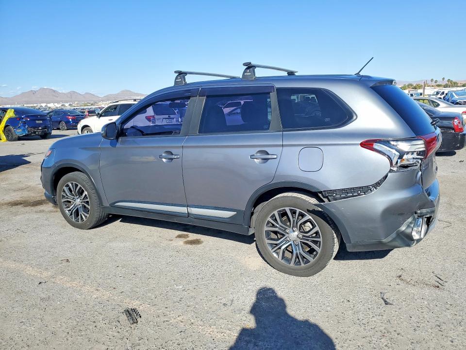 Photo 2 from auction – 2016 MITSUBISHI OUTLANDER with VIN JA4AD3A38GZ044668