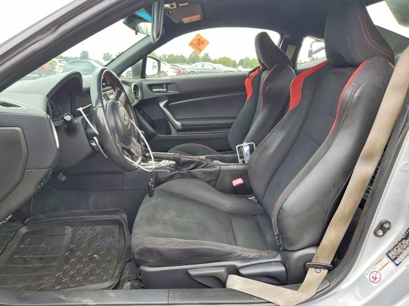 صورة رقم 7 من المزاد - 2013 SCION FR-S مع VIN JF1ZNAA11D2730120