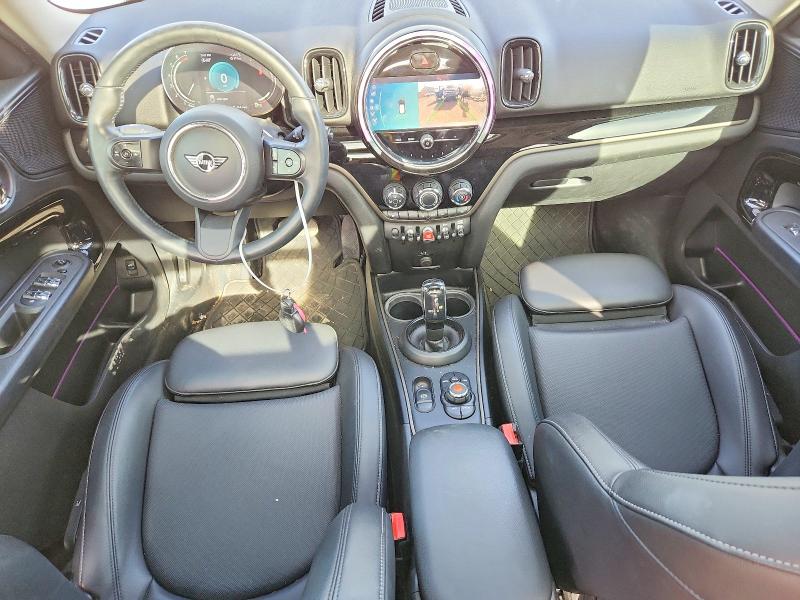 Photo 8 from auction – 2022 MINI COOPER with VIN WMZ83BR05N3N52074