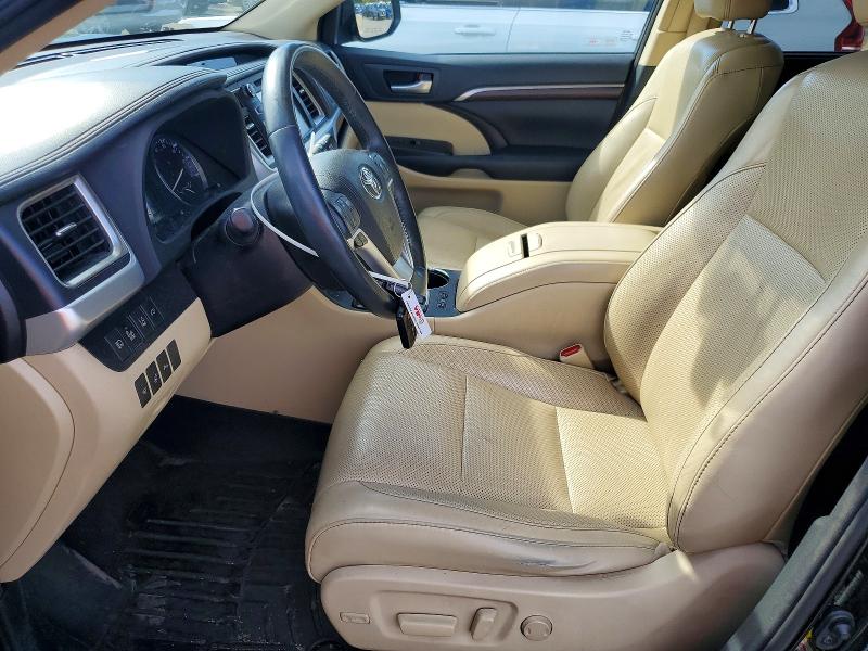 Снимка 7 от търг – 2016 TOYOTA HIGHLANDER с VIN 5TDDKRFH8GS269383