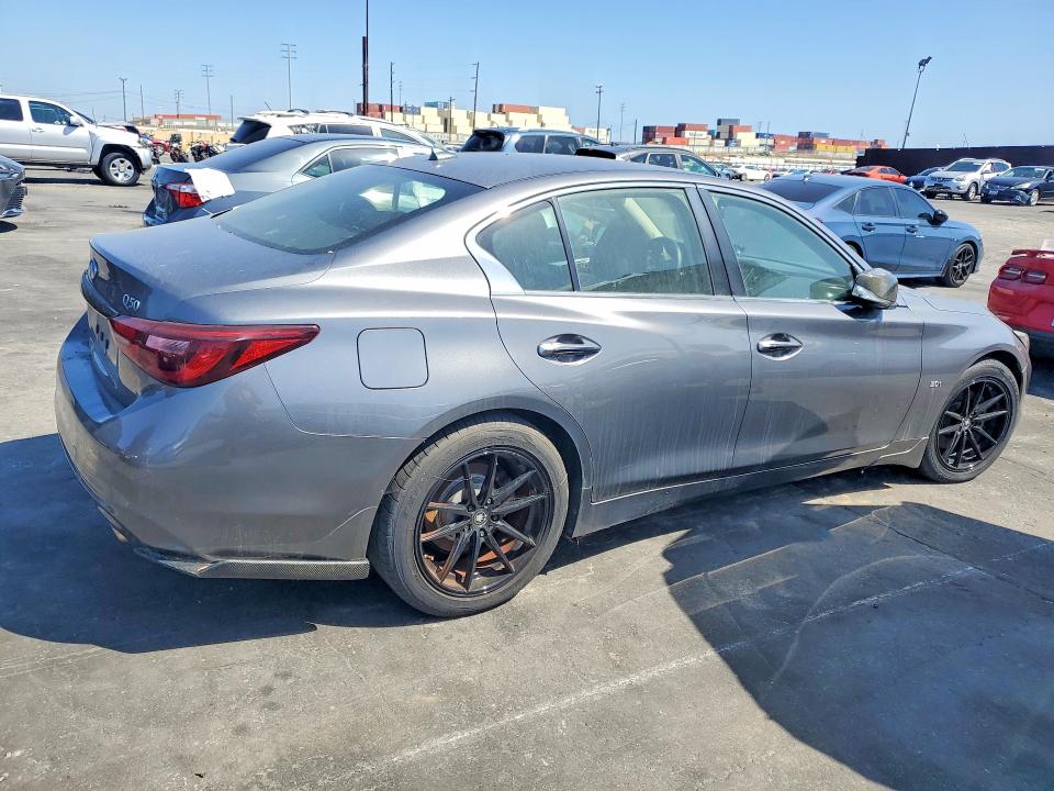 Photo 3 from auction – 2018 INFINITI Q50 with VIN JN1EV7AR6JM430626