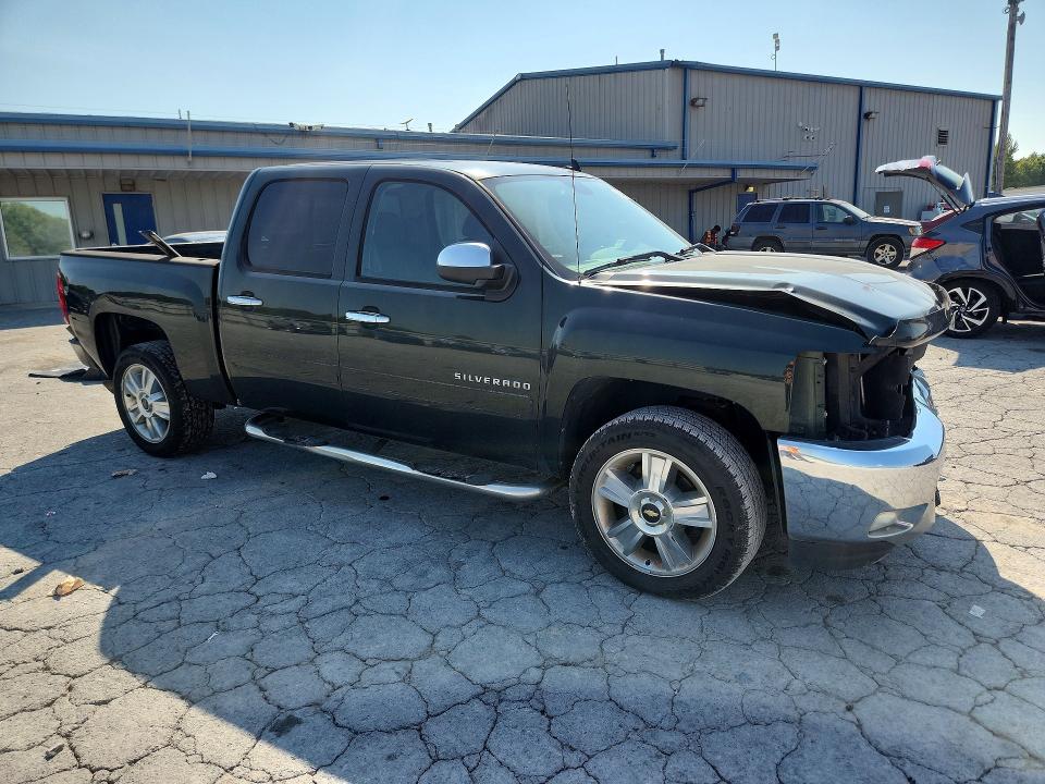 Photo 4 from auction – 2013 CHEVROLET SILVERADO with VIN 3GCPCSE05DG241676