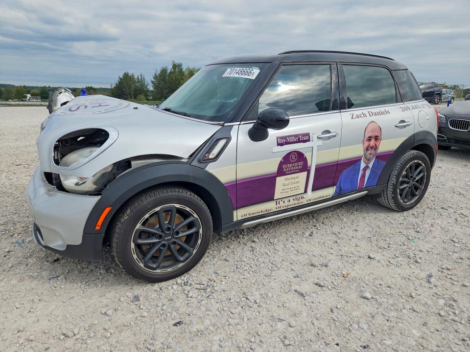 MINI COOPER 2016 with VIN WMWZC5C52GWU04652 - Photo from auction