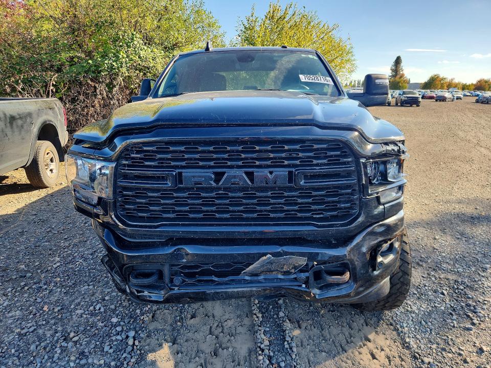 Снимка 5 от търг – 2024 RAM 3500 с VIN 3C63R3HL4RG149210