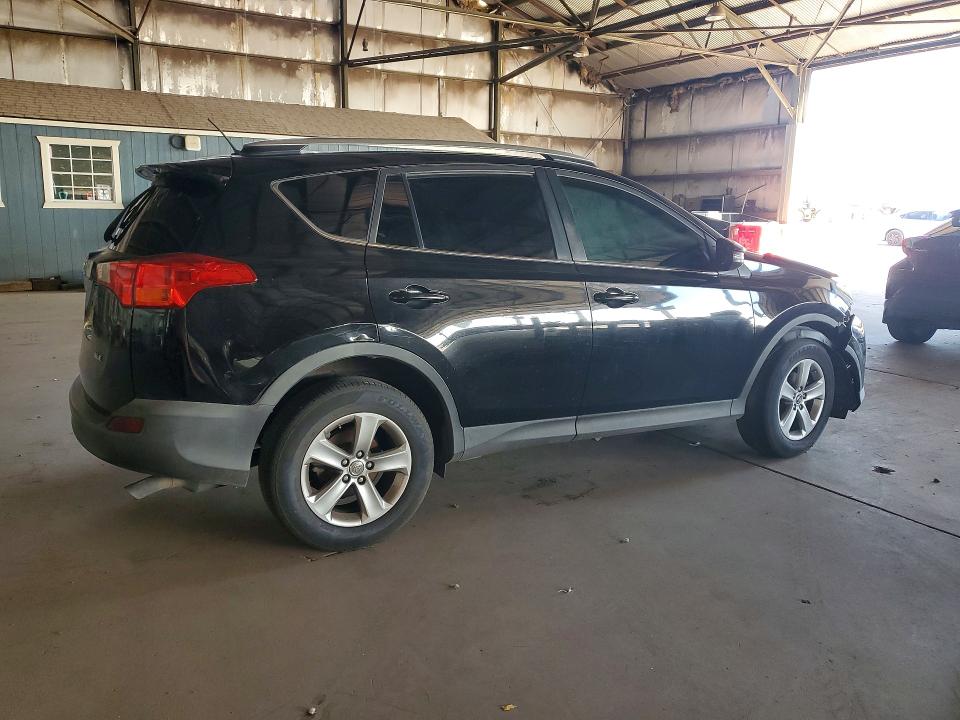 Zdjęcie 3 z aukcji – 2015 TOYOTA RAV4 z VIN 2T3WFREVXFW195899