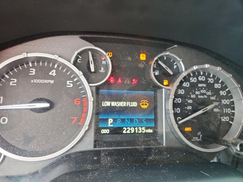 Photo 9 from auction – 2014 TOYOTA TUNDRA with VIN 5TFRM5F17EX072482