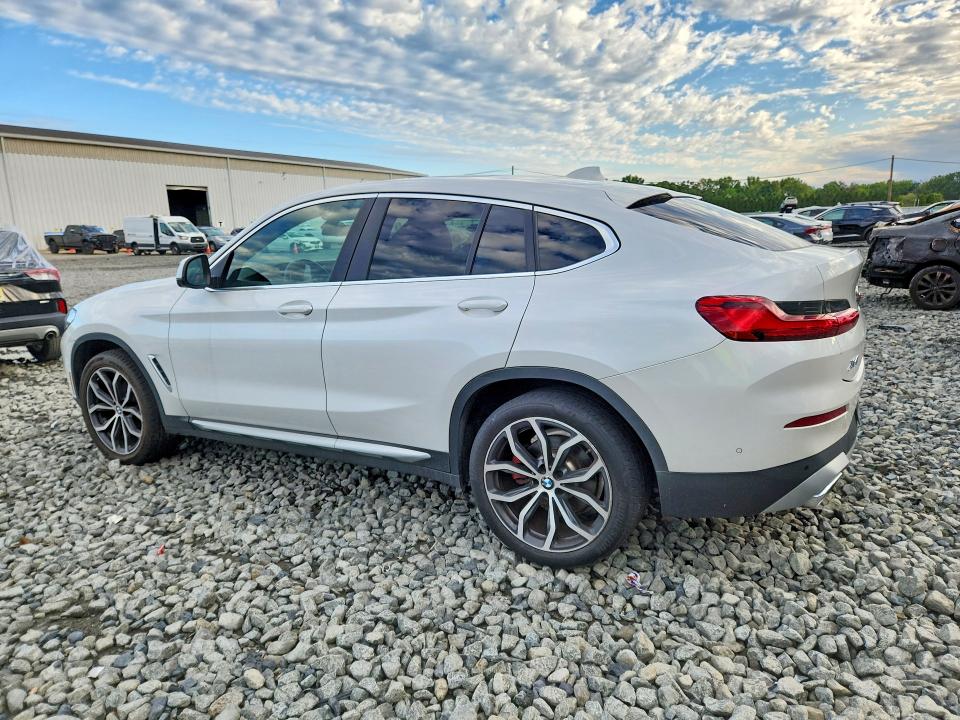 Photo 2 from auction – 2023 BMW X4 with VIN 5UX33DT02P9P46915