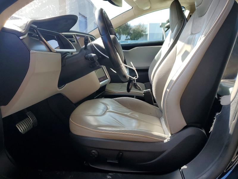 Photo 7 from auction – 2013 TESLA MODEL S with VIN 5YJSA1CP7DFP07205