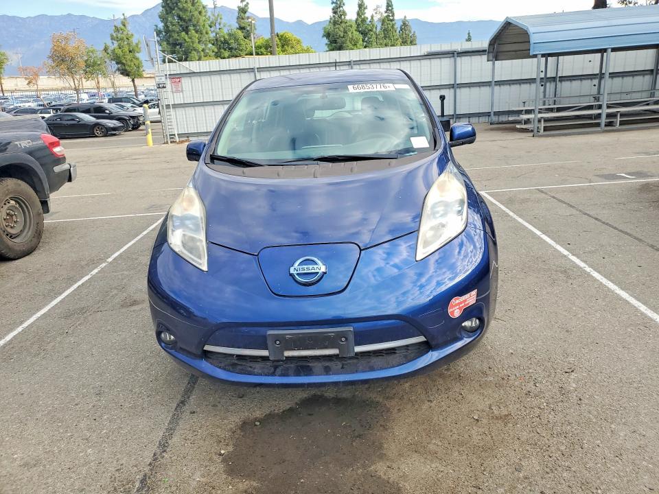 Photo 5 from auction – 2017 NISSAN LEAF with VIN 1N4BZ0CP9HC310607