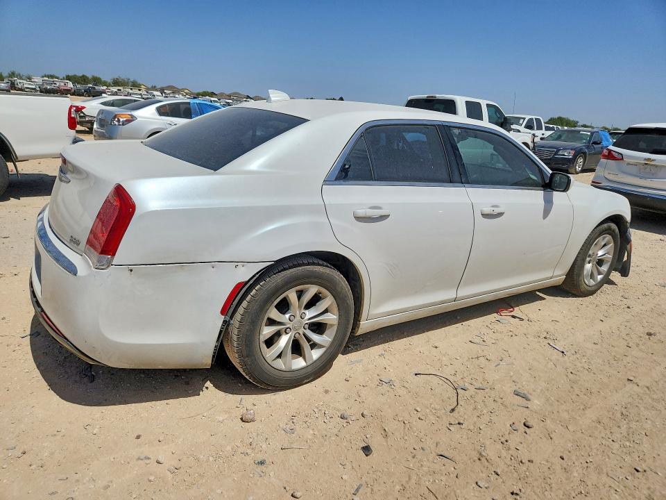 Zdjęcie 3 z aukcji – 2015 CHRYSLER 300 z VIN 2C3CCAAG7FH898837