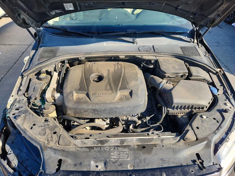Photo 11 from auction – 2016 VOLVO S80 with VIN YV140MAM1G1197298