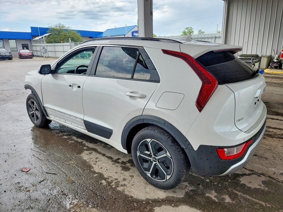 Photo 2 from auction – 2025 KIA NIRO with VIN KNDCR3E2S5307123