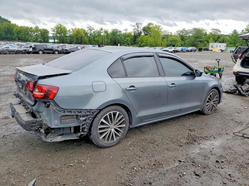Photo 3 from auction – 2016 VOLKSWAGEN JETTA with VIN 3VWD17AJ0GM302438