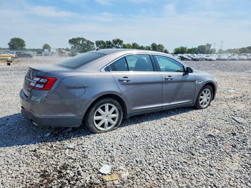 Снимка 3 от търг – 2013 FORD TAURUS с VIN 1FAHP2E88DG103937