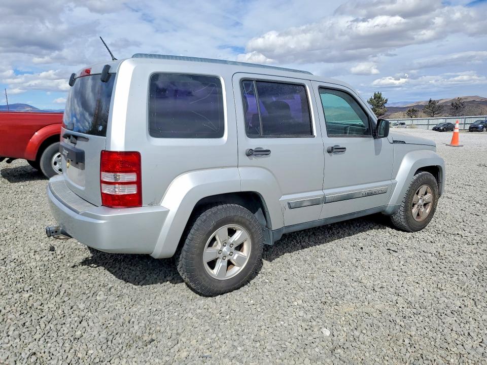 Photo 3 from auction – 2012 JEEP LIBERTY with VIN 1C4PJMAK7CW209837