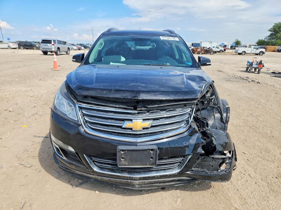 Photo 5 from auction – 2017 CHEVROLET TRAVERSE with VIN 1GNKVHKD7HJ329526