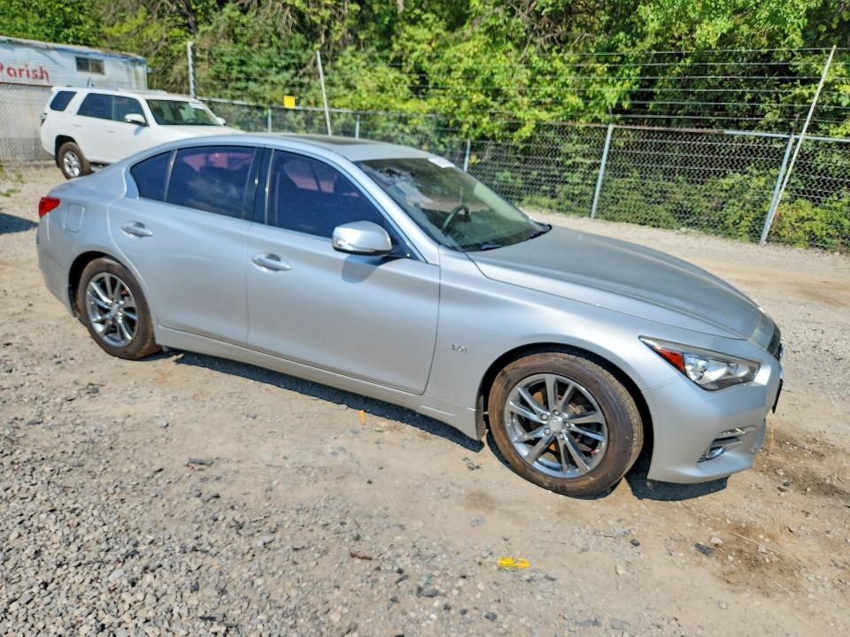 Photo 4 from auction – 2017 INFINITI Q50 with VIN JN1EV7AR4HM841372