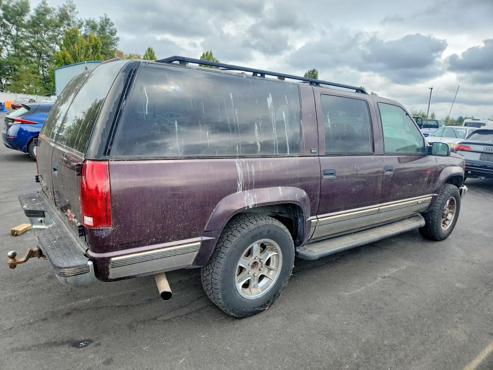 Photo 3 from auction – 1997 GMC SUBURBAN with VIN 3GKFK16R1VG511563