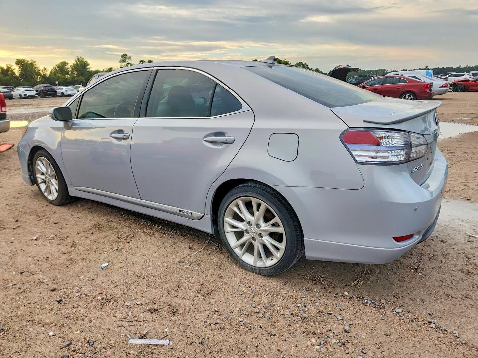 Photo 2 from auction – 2010 LEXUS HS with VIN JTHBB1BA6A2021289