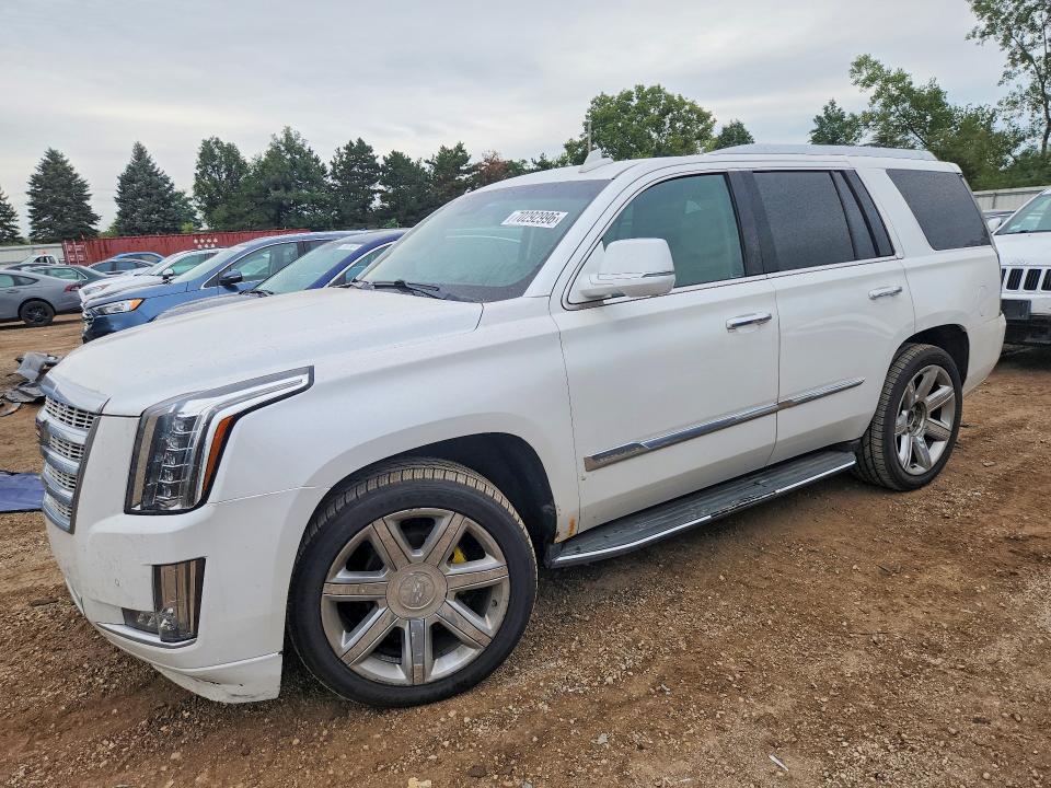 صورة رقم 1 من المزاد - 2016 CADILLAC ESCALADE مع VIN 1GYS4BKJ4GR154029