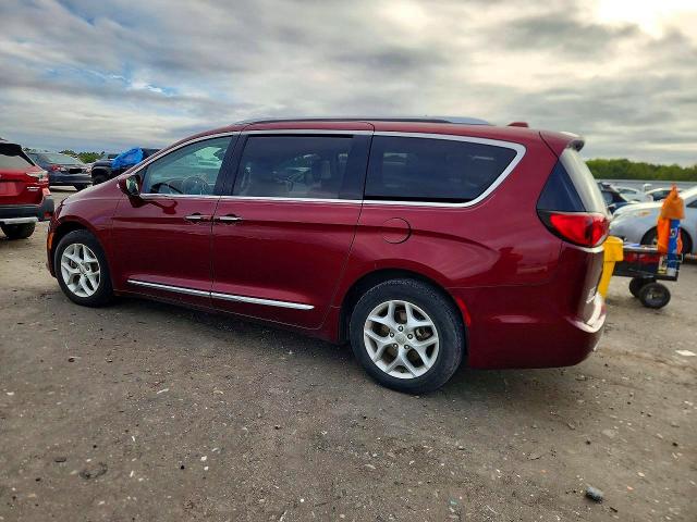 Снимка 2 от търг – 2018 CHRYSLER PACIFICA с VIN 2C4RC1BG0JR127207
