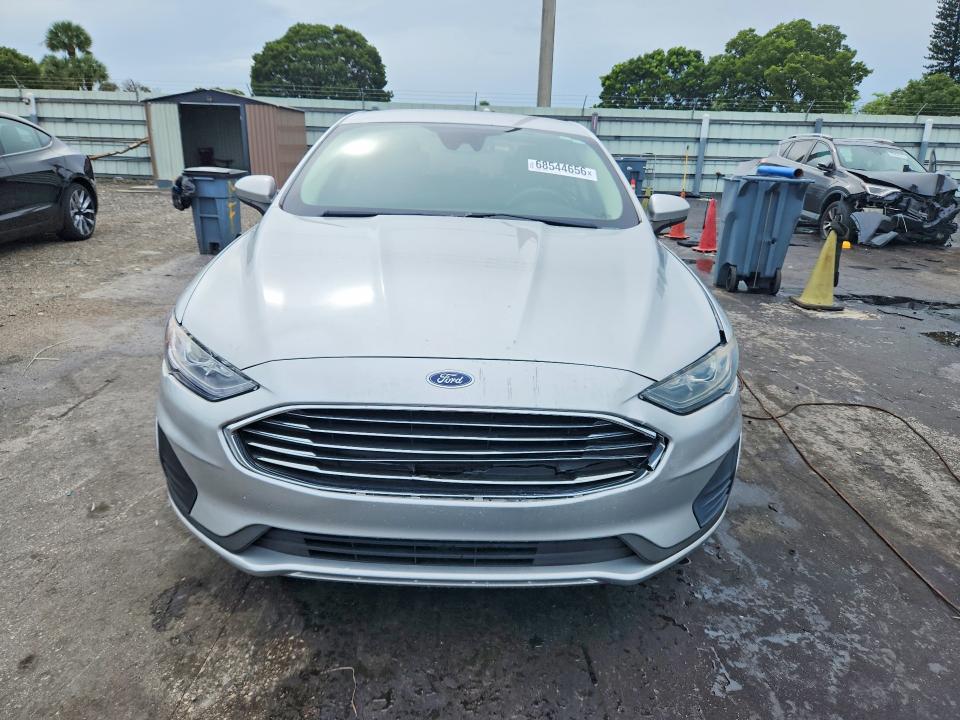 Photo 5 from auction – 2019 FORD FUSION with VIN 3FA6P0LU0KR127652