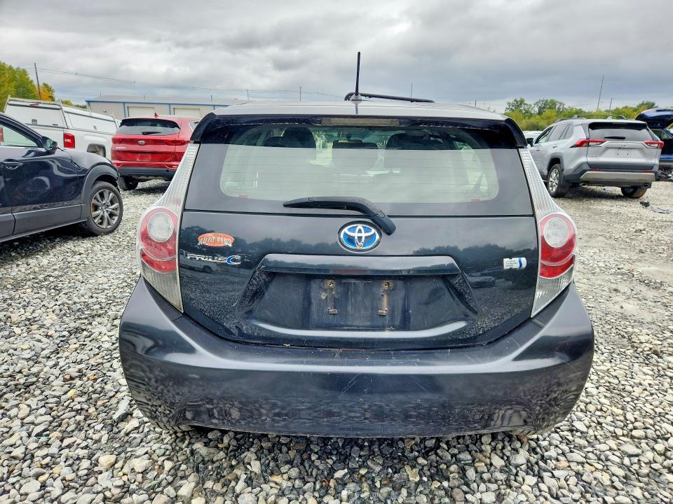 Photo 6 from auction – 2012 TOYOTA PRIUS C with VIN JTDKDTB34C1510064