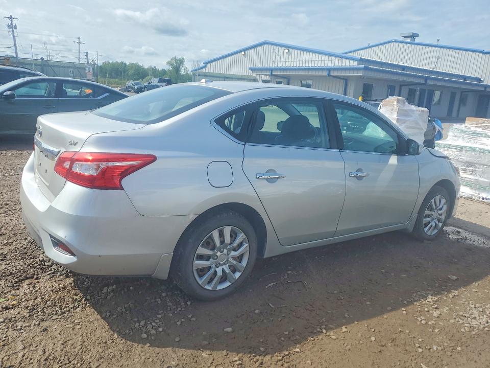 Photo 3 from auction – 2018 NISSAN SENTRA with VIN 3N1AB7AP2JL621704