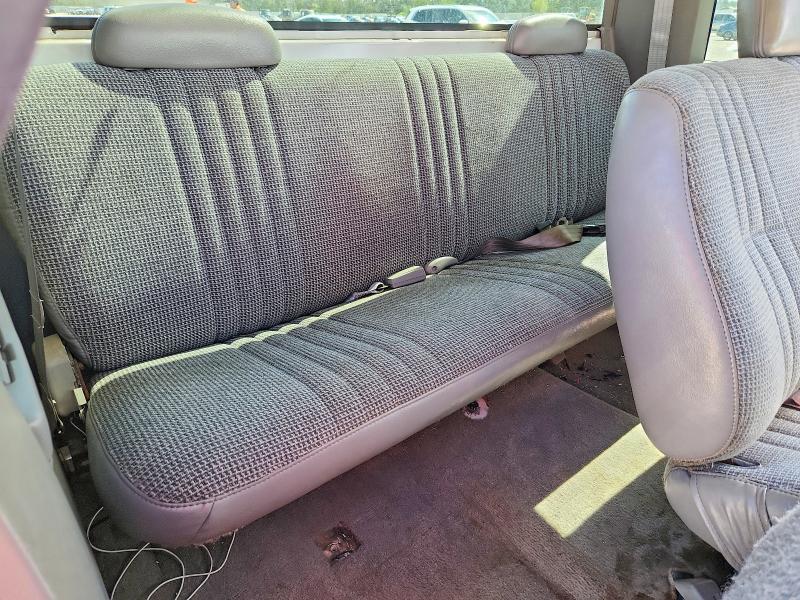 Photo 10 from auction – 1997 GMC SIERRA with VIN 1GTEC19W7VE546508