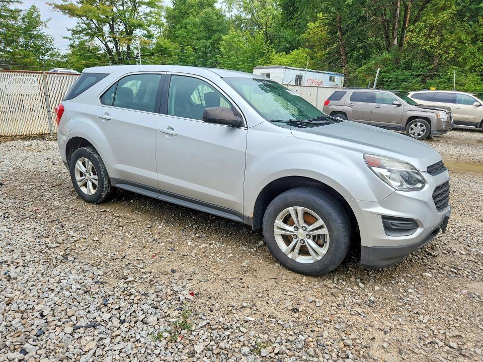 Photo 4 from auction – 2016 CHEVROLET EQUINOX with VIN 2GNALBEK0G1179552