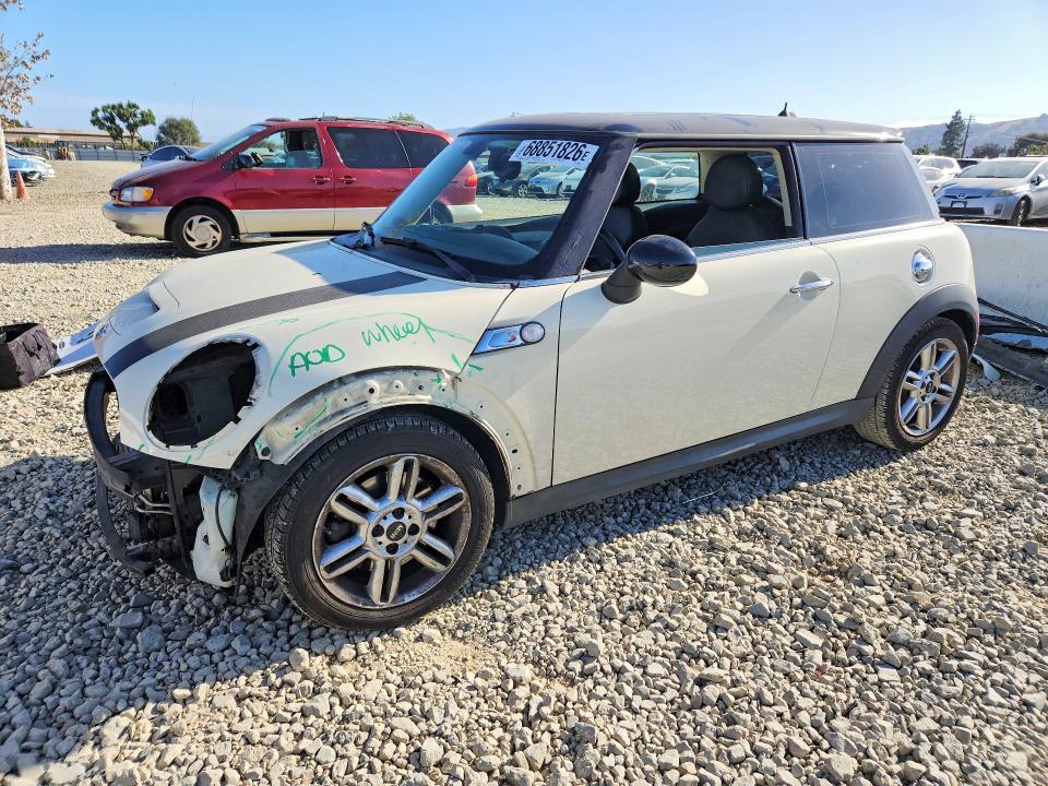 MINI COOPER 2013 с VIN WMWSV3C56DT389974 - Снимка от търг