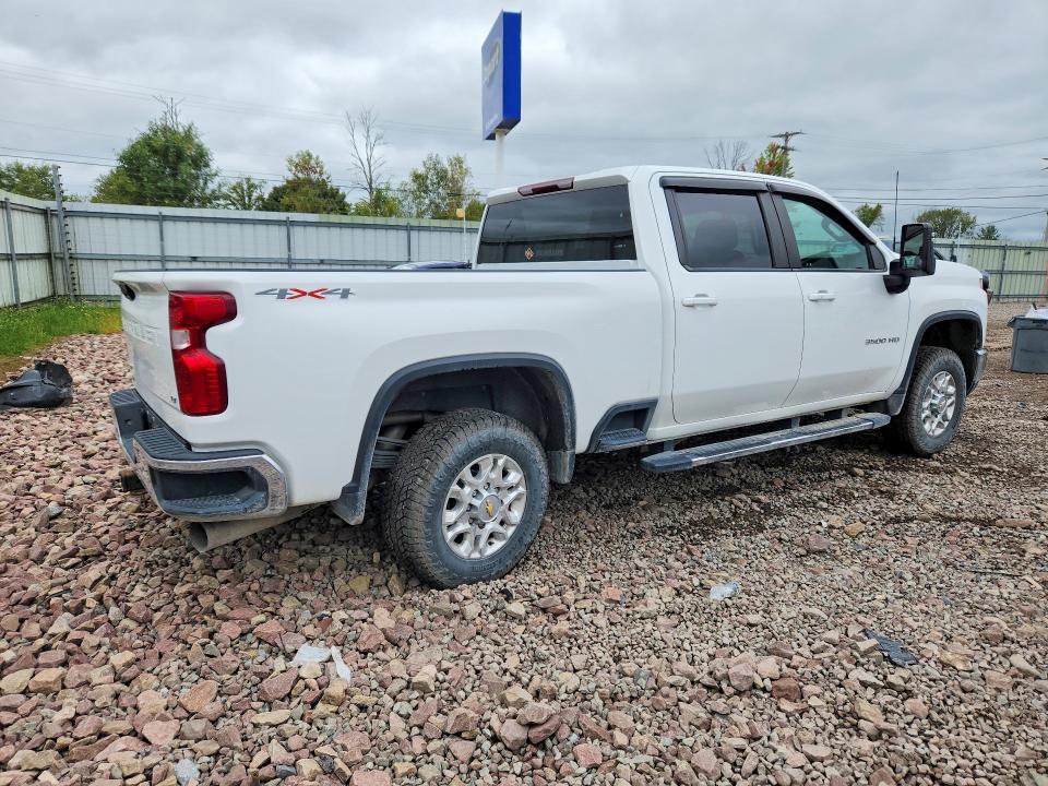Снимка 3 от търг – 2024 CHEVROLET SILVERADO с VIN 2GC4YTEYXR1102482