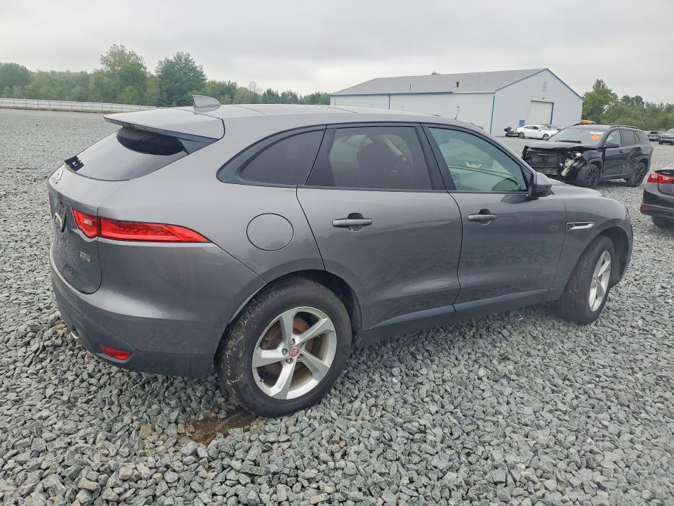 Photo 3 from auction – 2018 JAGUAR F-PACE with VIN SADCJ2FX8JA249978