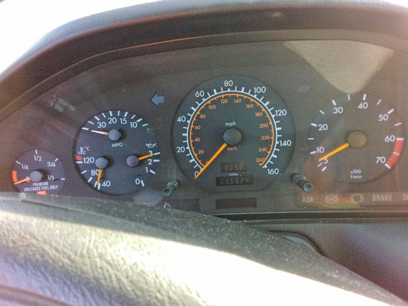 Photo 9 from auction – 1995 MERCEDES-BENZ SL with VIN WDBFA67E2SF111885