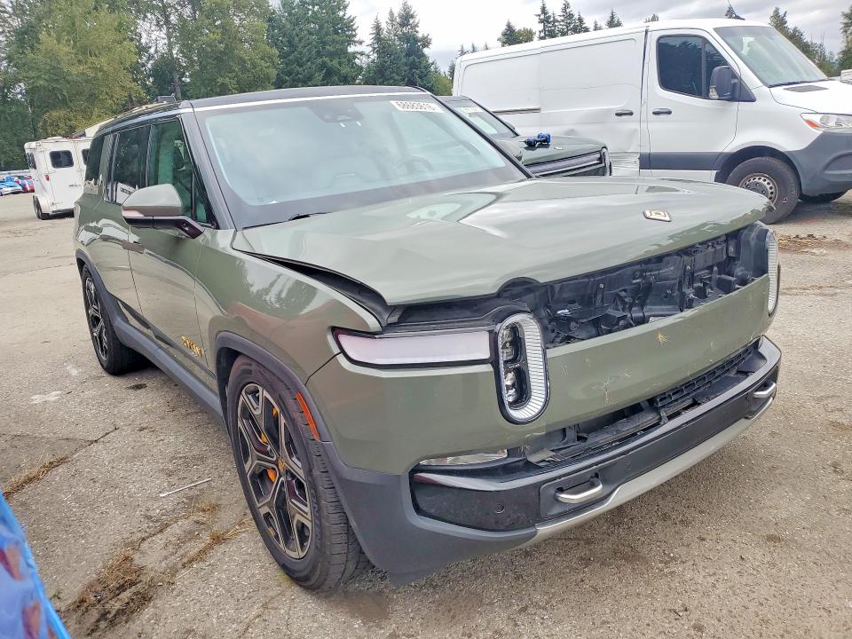 Photo 4 from auction – 2023 RIVIAN R1S with VIN 7PDSGABL7PN007017
